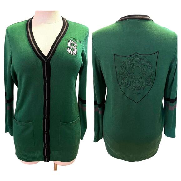 New Torrid 0 (size 12) Harry‎ Potter Button Front Slytherin Cardigan Sweater Top - Picture 1 of 3